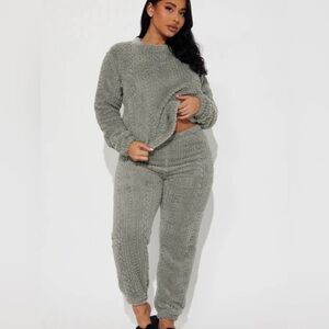 Cozy Gray Women's Knit Set